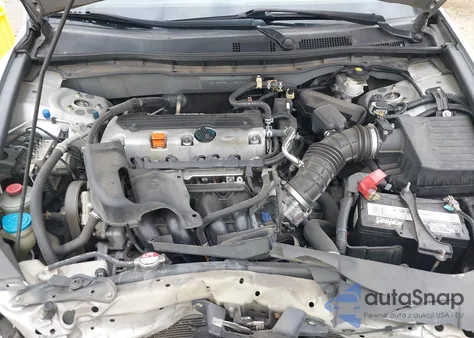 2010 Honda Accord 2.4 Lx from USA, damaged, VIN 1HGCP2F34AA085833